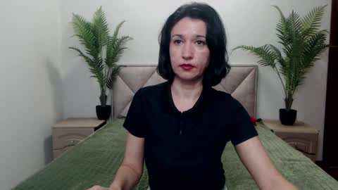 Cameronenns online show from 11-21-25, 01:43