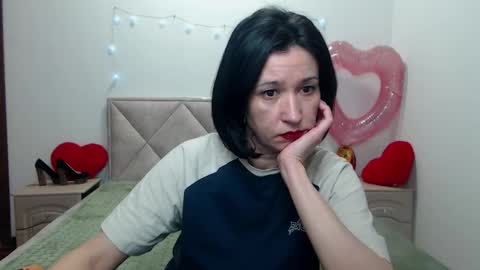 Snapshot of cameronenns chatting on 02-11-26, 01:27 Cameronenns online show from 02-11-26, 01:27