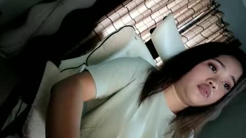 Jade online show from 05-30-26, 05:59