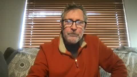 Snapshot of camhardwood chatting on 01-25-25, 09:57 Cam Hardwood online show from 01-25-25, 09:57