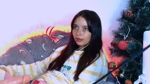 Snapshot of cami_casti777 chatting on 12-10-24, 02:17 trini-1000 online show from 12-10-24, 02:17