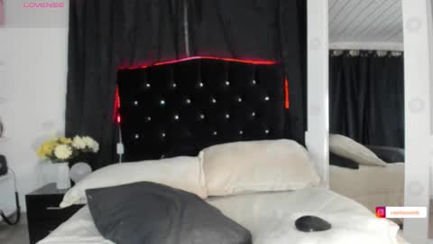 Camila cruz online show from 10-10-25, 09:03