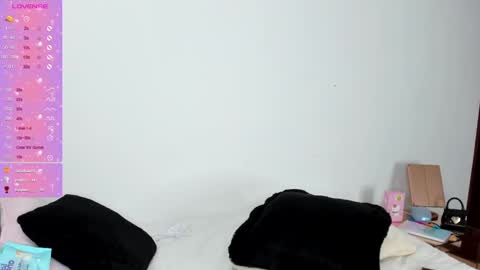 camii  online show from 02-26-25, 04:36