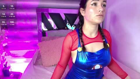 Snapshot of cami_suarez_ chatting on 01-17-25, 03:23 Cami online show from 01-17-25, 03:23