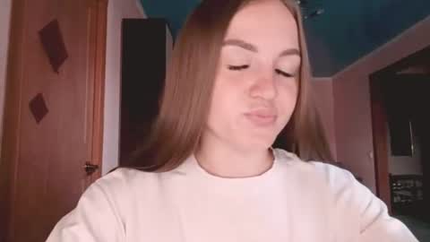 Lizz online show from 06-25-26, 11:26
