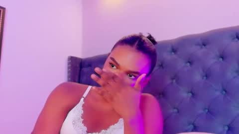 camiestrada online show from 09-23-25, 02:36