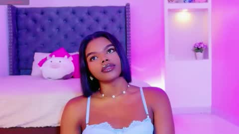 camiestrada online show from 11-08-25, 03:39