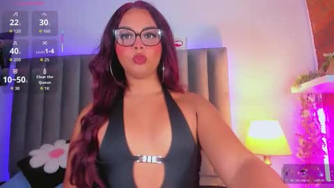 Snapshot of camiigarcia_ chatting on 10-27-25, 08:35 CamiiGarcia  online show from 10-27-25, 08:35