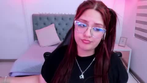 Camila Osorio online show from 01-17-25, 09:49