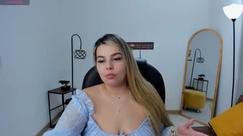 Camila online show from 12-07-24, 12:08