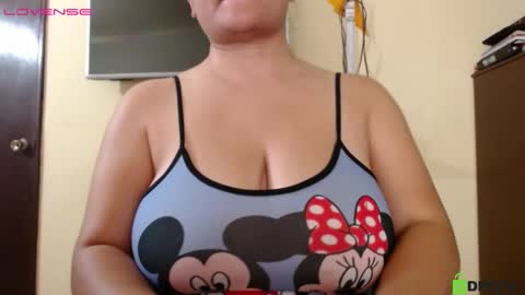 Camila  online show from 03-11-25, 03:12