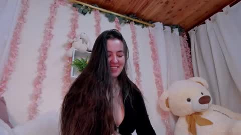 Camii Lopez online show from 10-25-25, 04:13