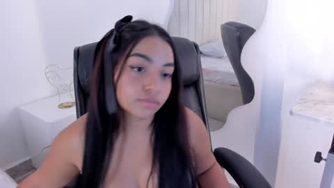 Cami online show from 02-09-25, 01:22