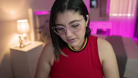 Snapshot of camila_buitrago chatting on 12-15-24, 09:09 Camila buitrago online show from 12-15-24, 09:09