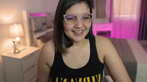 Snapshot of camila_buitrago chatting on 01-01-25, 05:55 Camila buitrago online show from 01-01-25, 05:55