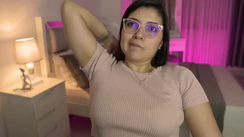 Snapshot of camila_buitrago chatting on 01-13-25, 11:06 Camila buitrago online show from 01-13-25, 11:06