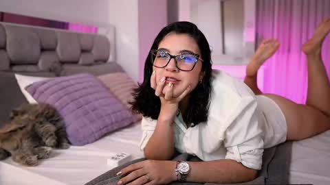 Camila buitrago online show from 09-30-25, 10:59