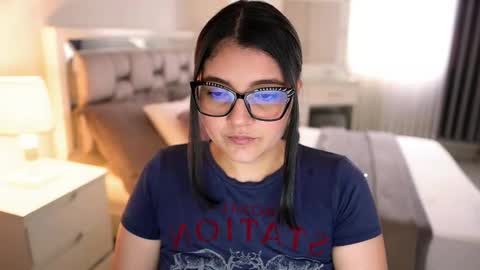 Camila buitrago online show from 11-09-25, 05:55