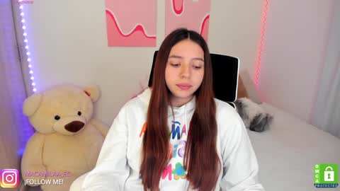 Snapshot of camila_ec2 chatting on 01-05-25, 11:12 C A M I online show from 01-05-25, 11:12