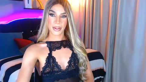 Camila online show from 01-11-25, 03:34