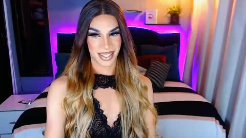 Camila online show from 01-28-25, 03:04