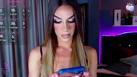 Camila online show from 02-28-25, 03:37