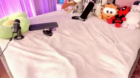 Snapshot of camila_matinez_ chatting on 03-03-25, 02:47 Camila online show from 03-03-25, 02:47