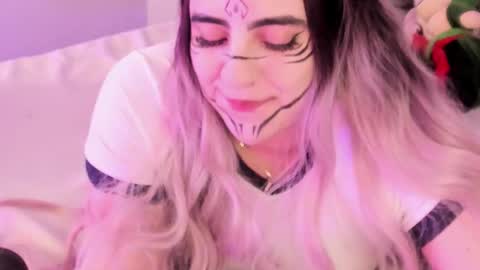 Snapshot of camila_matinez_ chatting on 03-27-26, 01:33 Camila online show from 03-27-26, 01:33