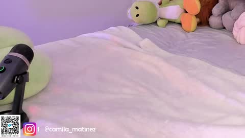 Snapshot of camila_matinez_ chatting on 05-13-26, 01:47 Camila online show from 05-13-26, 01:47