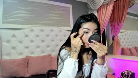 Camila  online show from 09-17-25, 08:43