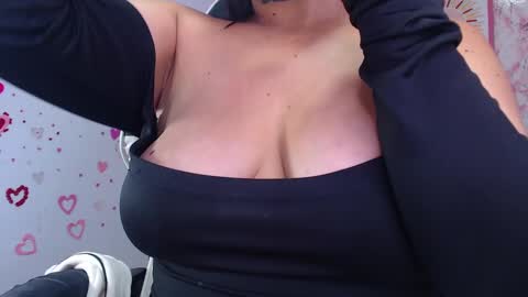 Cami online show from 03-06-25, 01:46