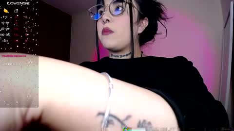 Snapshot of camila_pandora_ch chatting on 04-14-26, 02:45 Cami online show from 04-14-26, 02:45