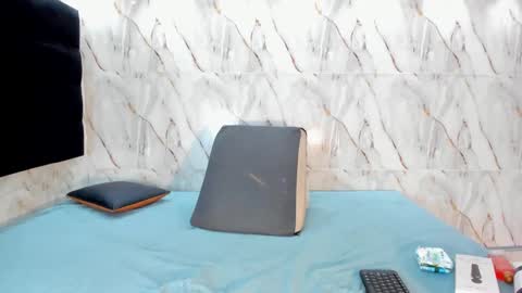 Cami thomsson online show from 09-11-25, 08:20