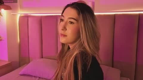 Camila online show from 04-15-26, 07:43