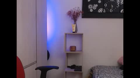 Camila ventura online show from 09-26-25, 04:00