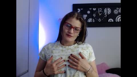 Camila ventura online show from 09-30-25, 06:57