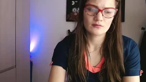 Camila ventura online show from 11-03-25, 01:34