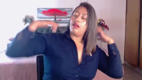 camilaa_m online show from 09-30-25, 02:44