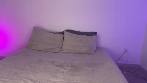 Camila online show from 09-27-25, 10:15