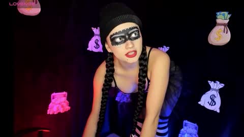 Cami  online show from 10-31-25, 10:16