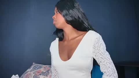 C A M I L A  online show from 09-22-25, 07:16