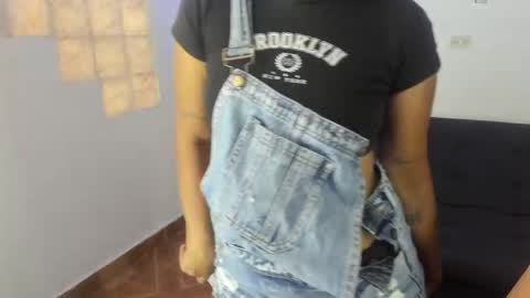 camilacarrero online show from 05-05-26, 04:04