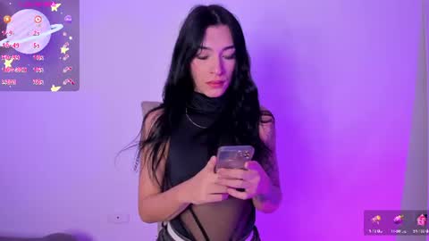 Snapshot of camilacoxx chatting on 06-23-26, 11:52 online show from 06-23-26, 11:52