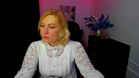 camilafatem online show from 09-08-25, 07:35