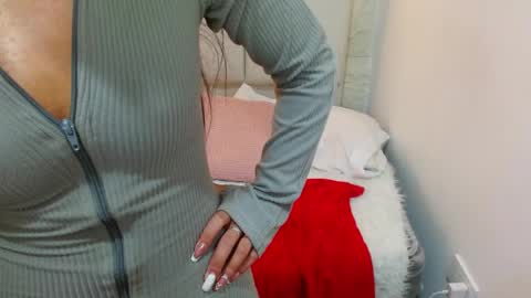 Cami online show from 05-16-26, 01:13