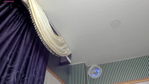 Snapshot of camilahunter__ chatting on 12-11-24, 03:13 Camila online show from 12-11-24, 03:13