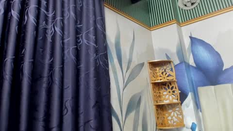 Snapshot of camilahunter__ chatting on 12-27-24, 09:28 Camila online show from 12-27-24, 09:28