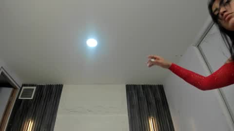 Snapshot of camilahunter__ chatting on 10-17-25, 11:13 Camila online show from 10-17-25, 11:13