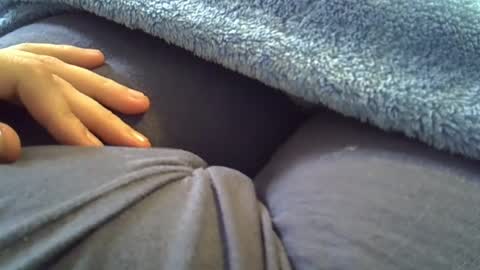 flash 50 tokens BIG CLIT  tits pussy. masturbation big clit 150 tokens fingers inside pussy 1000 tk  pump big clit 300 tk online show from 07-23-26, 03:54