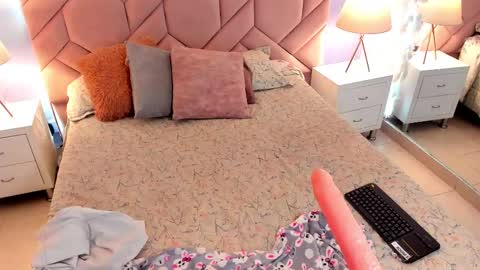 Camila  online show from 12-19-24, 03:41